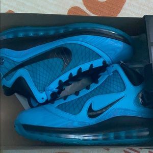 Nike Lenbron VII QS 2020